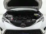 Фото 9 - Toyota Granvia