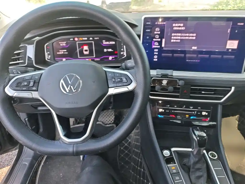 Volkswagen Sagitar 2023 280TSI DSG Surpass Plus Edition фото 10