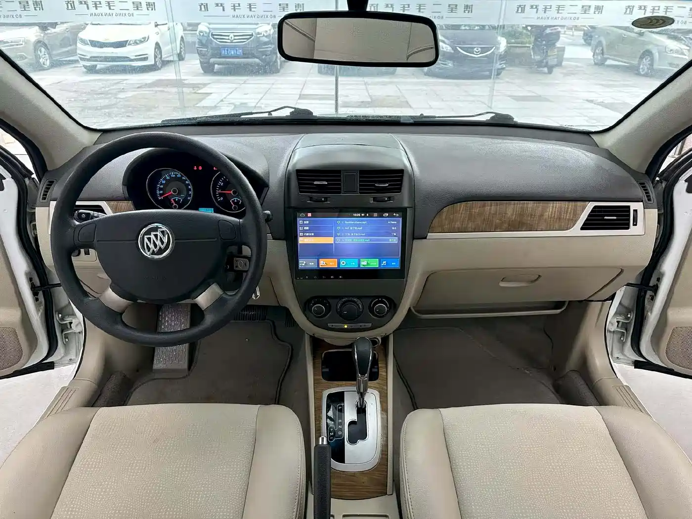 Buick Excelle 2015 1.5L Automatic Classic фото 5