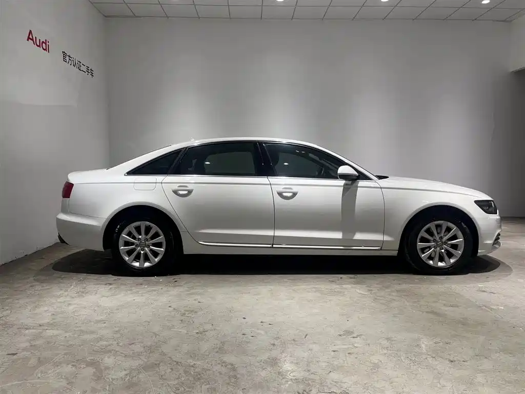 Audi A6L 2015 30 FSI Millionth Anniversary Comfort Enjoyment Type фото 4
