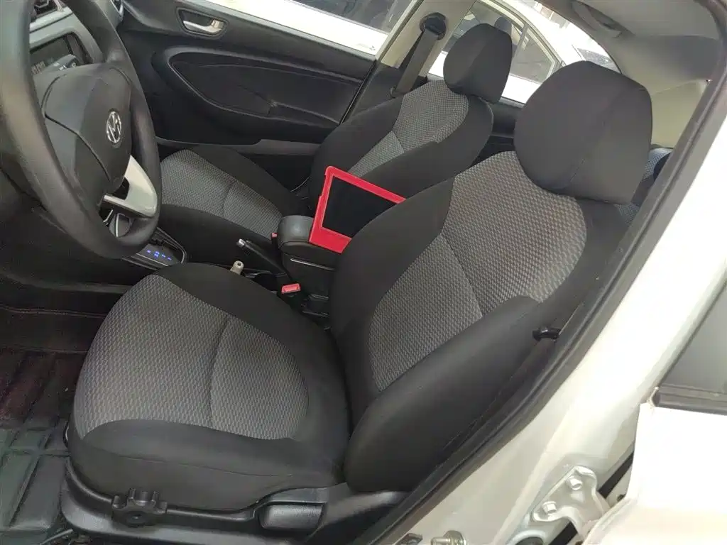 Hyundai Verna 2017 1.4L Auto Jump Edition (China V) фото 11