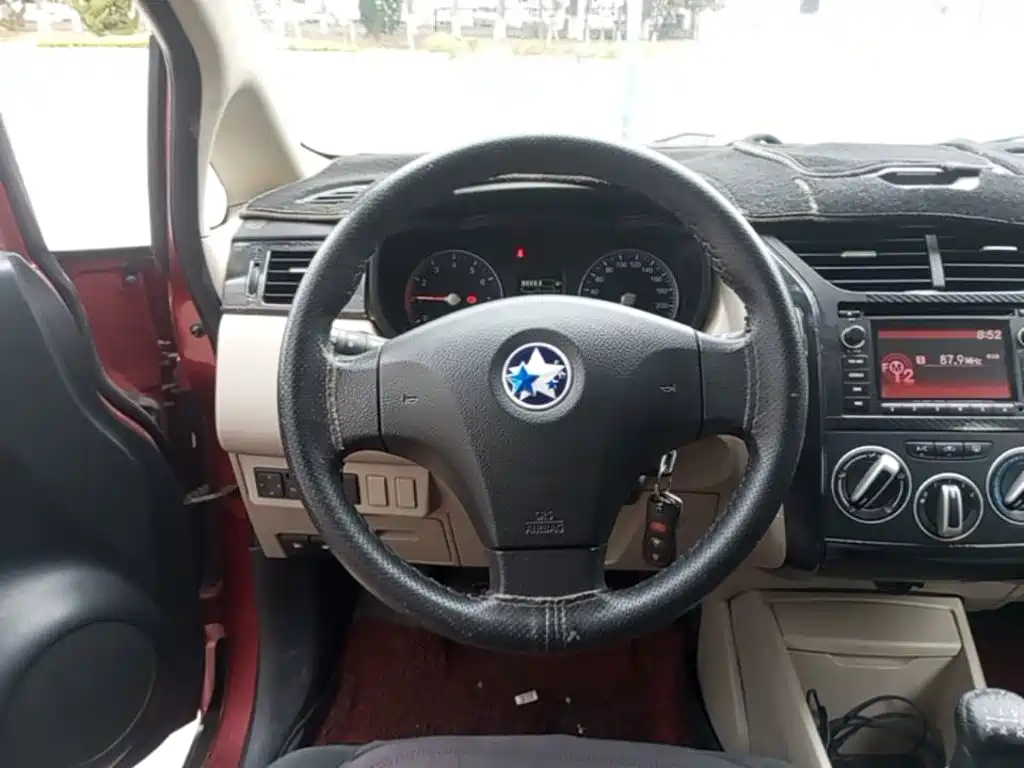 Venucia R50 2016 2015 1.6L Manual Fashion