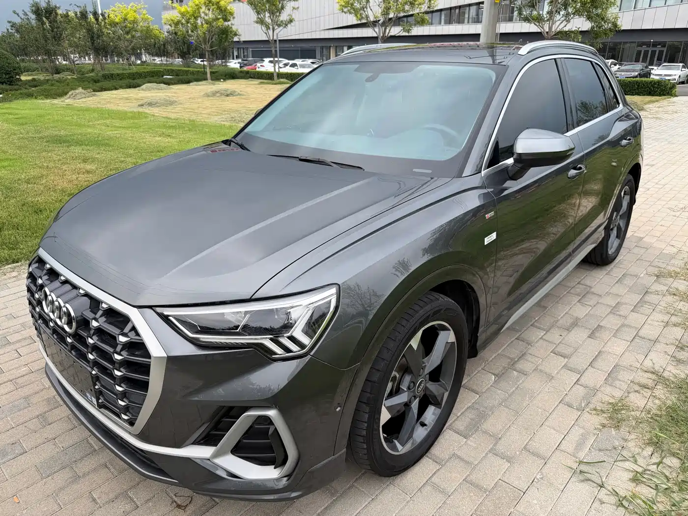 Audi Q3 2023 35 TFSI Fashion Dynamic (1.4T)