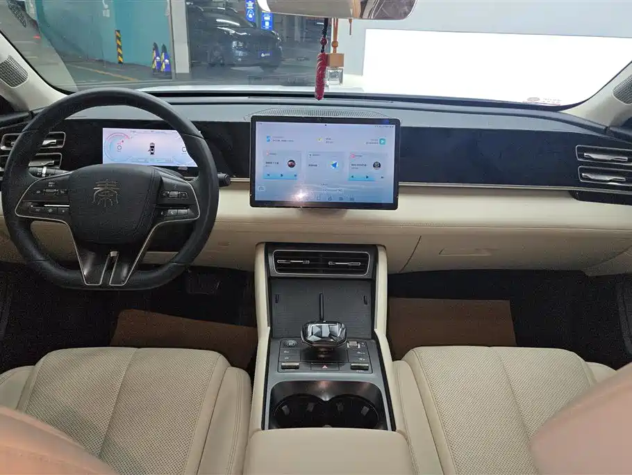 BYD Qin L 2024 DM-i 120KM Leading фото 12