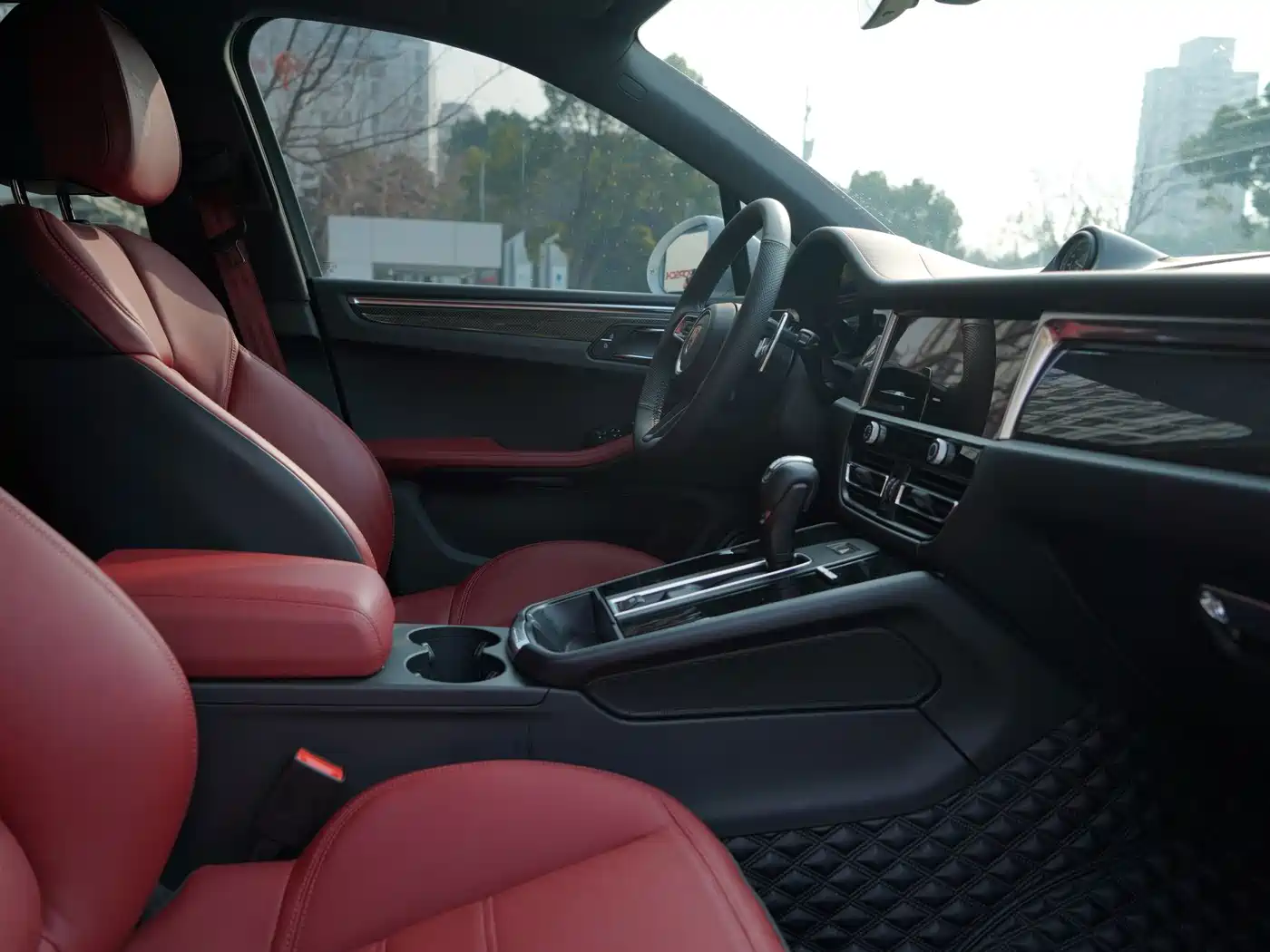 Porsche Macan 2023 Macan GTS 2.9T фото 9