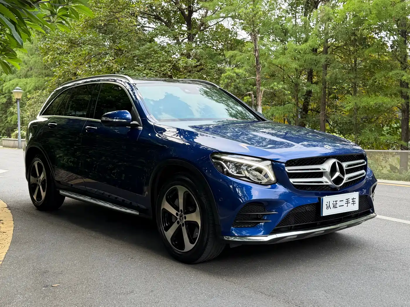 Mercedes-Benz GLC 2019 GLC 260 L 4MATIC Luxury фото 4