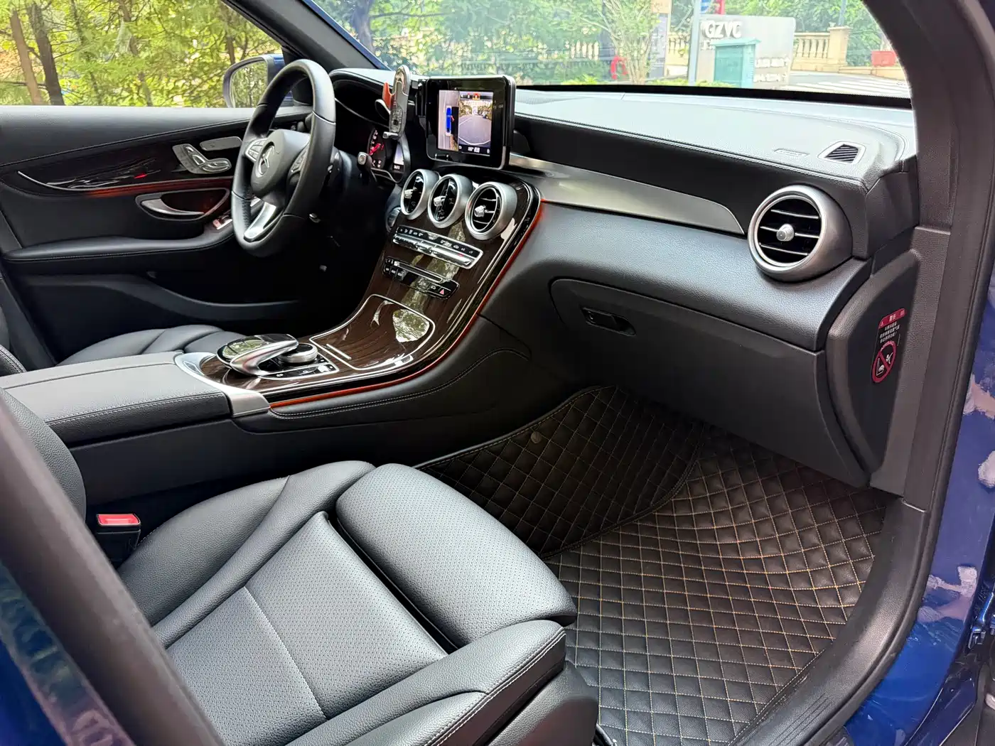 Mercedes-Benz GLC 2019 GLC 260 L 4MATIC Luxury фото 7