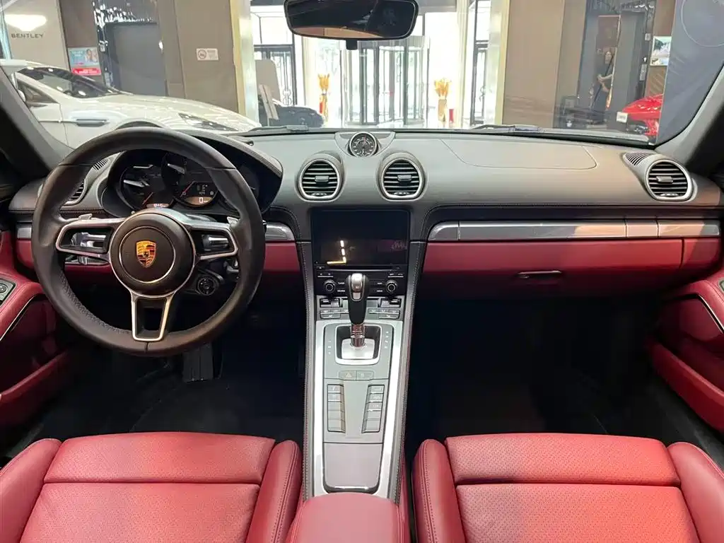 Porsche 718 2022 Cayman 2.0T фото 5