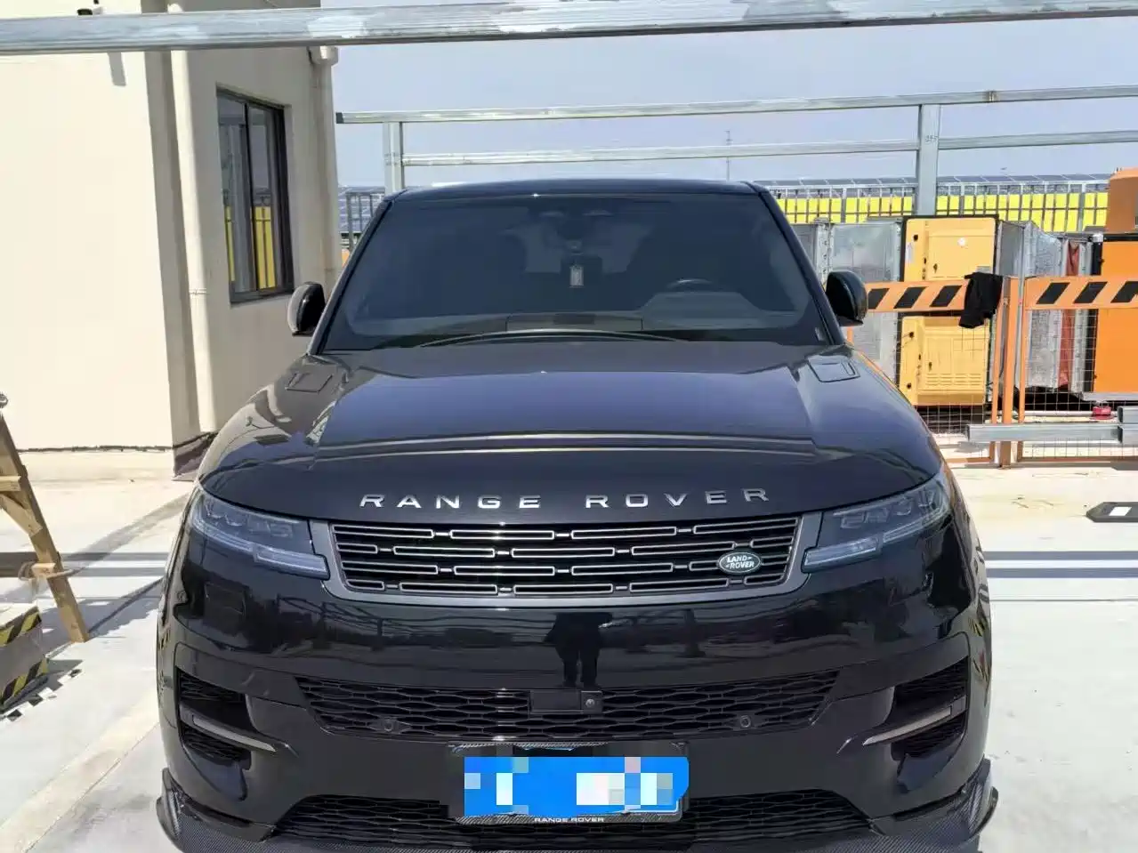 Land Rover Range Rover Sport 2025 400PS Dynamic SE фото 3