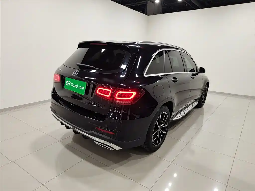 Mercedes-Benz GLC 2021 GLC 300 L 4MATIC Sporty фото 4