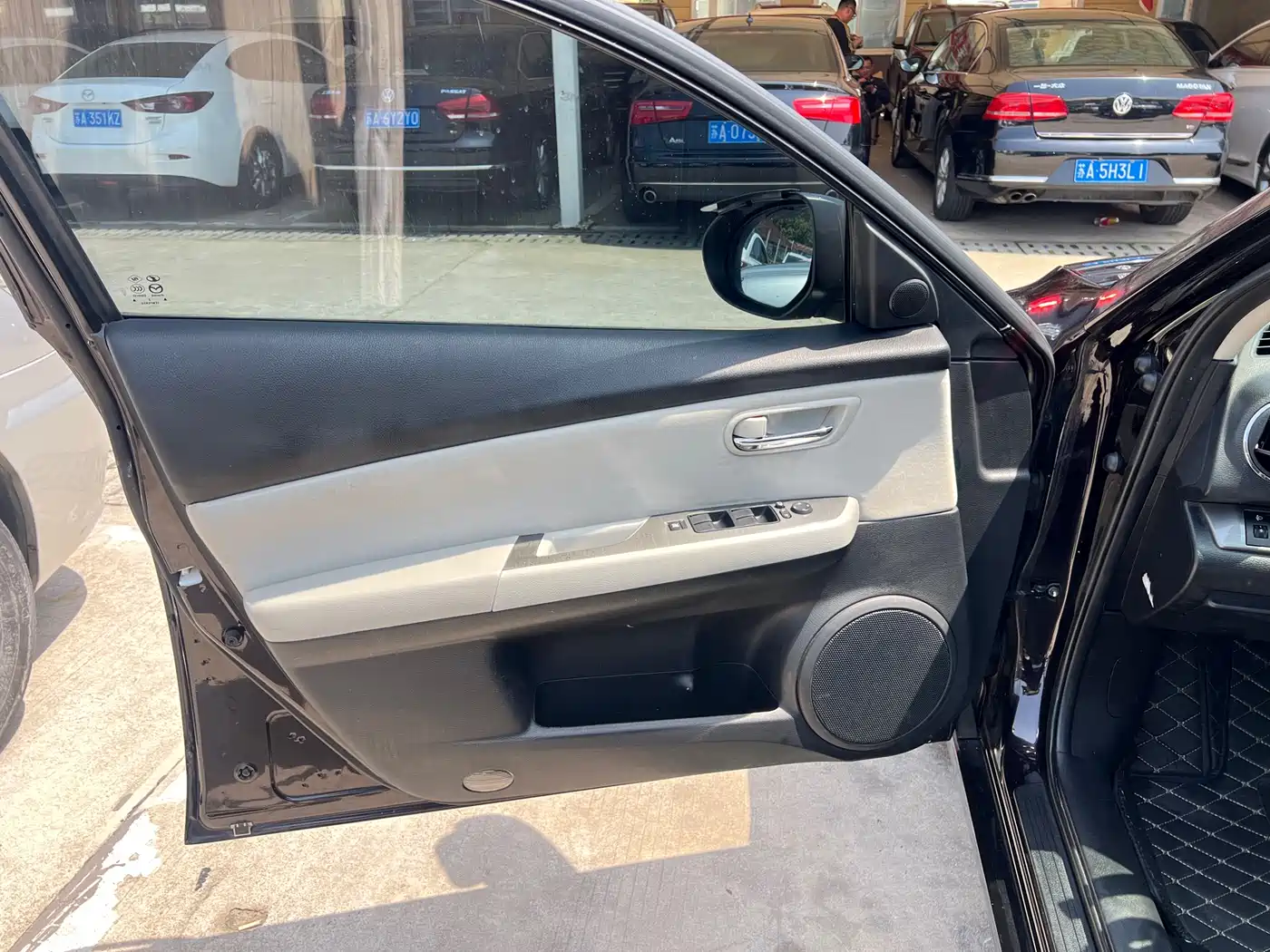 Mazda Ruiyi 2012 2012 2.0L Automatic Luxury Edition