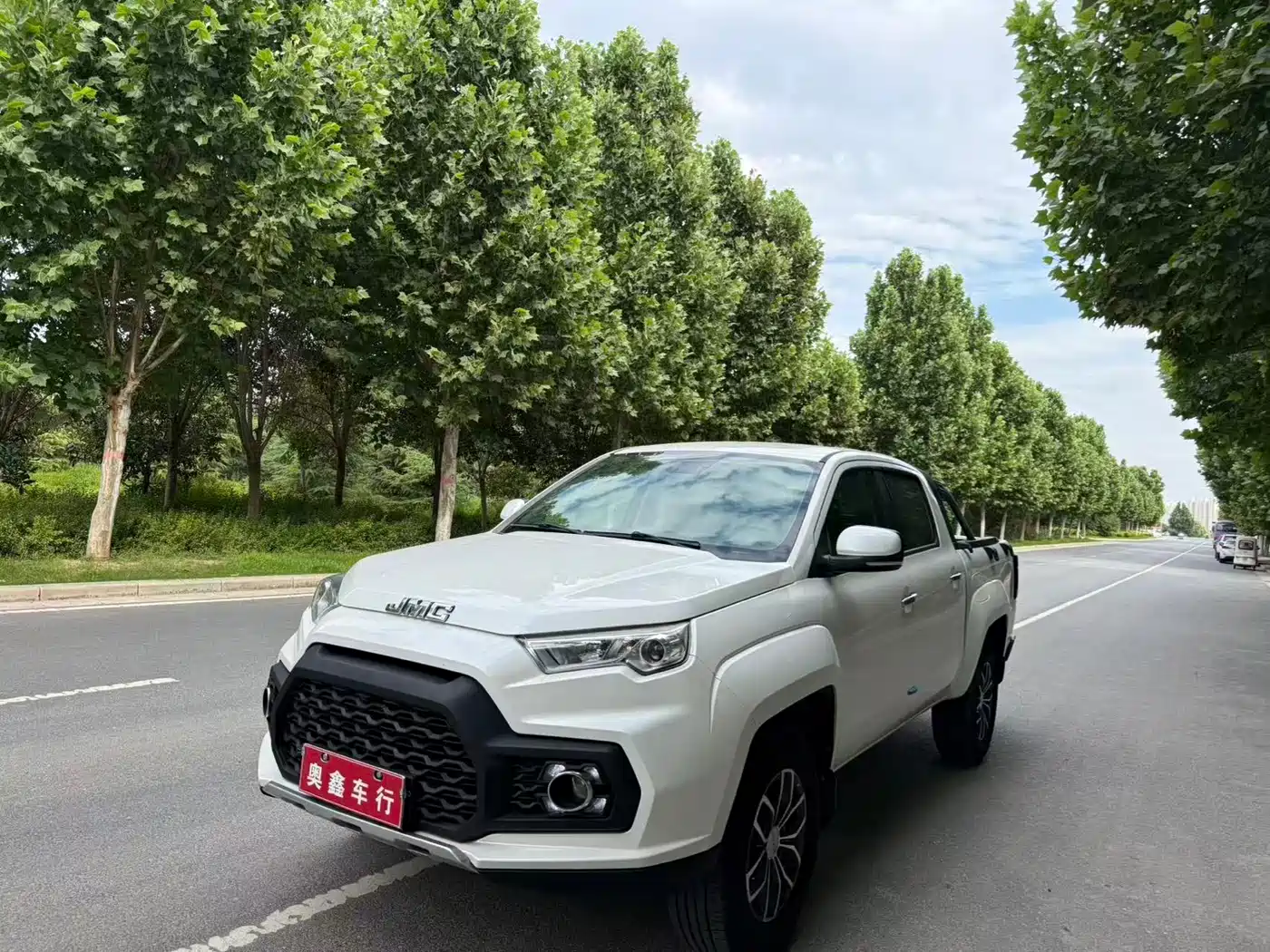 Jiangling Yuhu 7 2021 2020 Model 2.0T Diesel Automatic 4WD Premium Short Wheelbase China VI JX4D20A6L