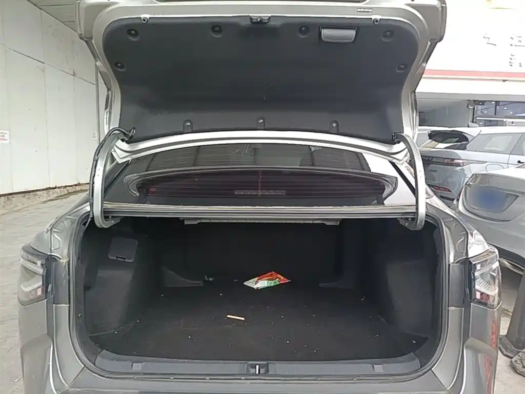 Toyota bZ3 2023 616km Long Range PRO фото 19