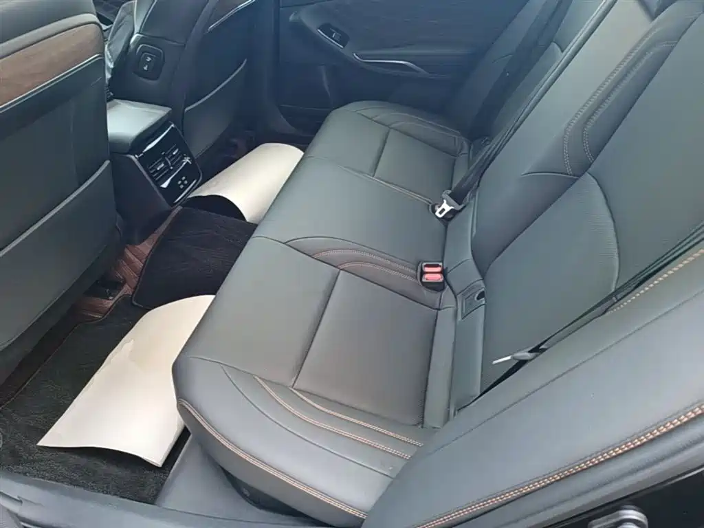 Toyota Avalon 2024 Hybrid 2.0L Luxury Edition фото 17