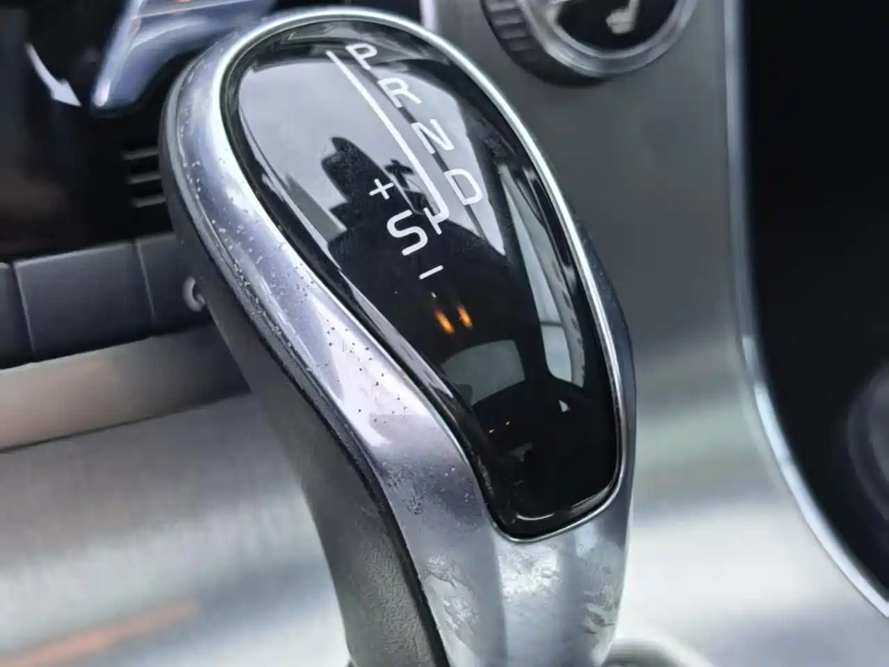 Фото 20 - Volvo S60