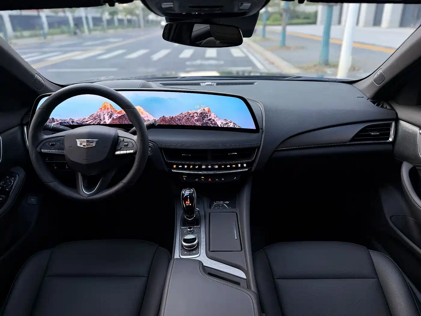 Cadillac CT5 2026 2025 Model 28T Urban Sport Edition