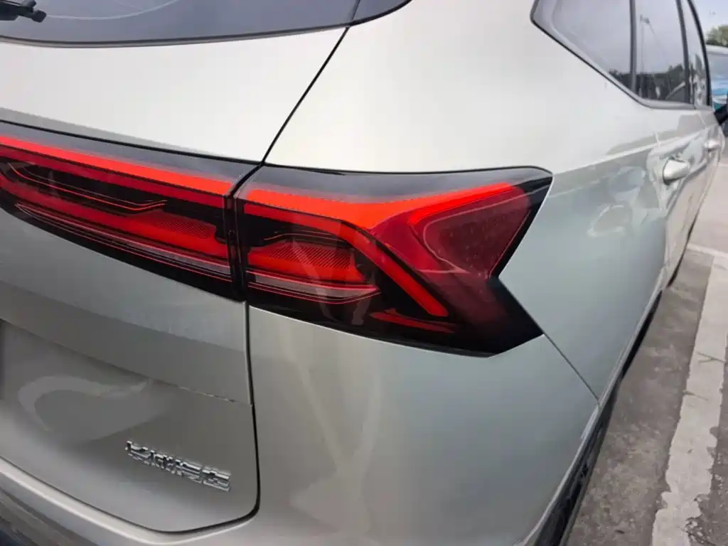 Фото 8 - Haval H6