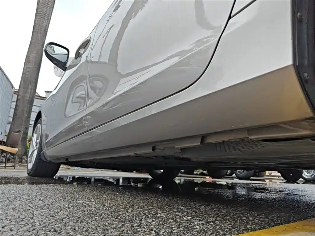 Фото 22 - Volvo S60
