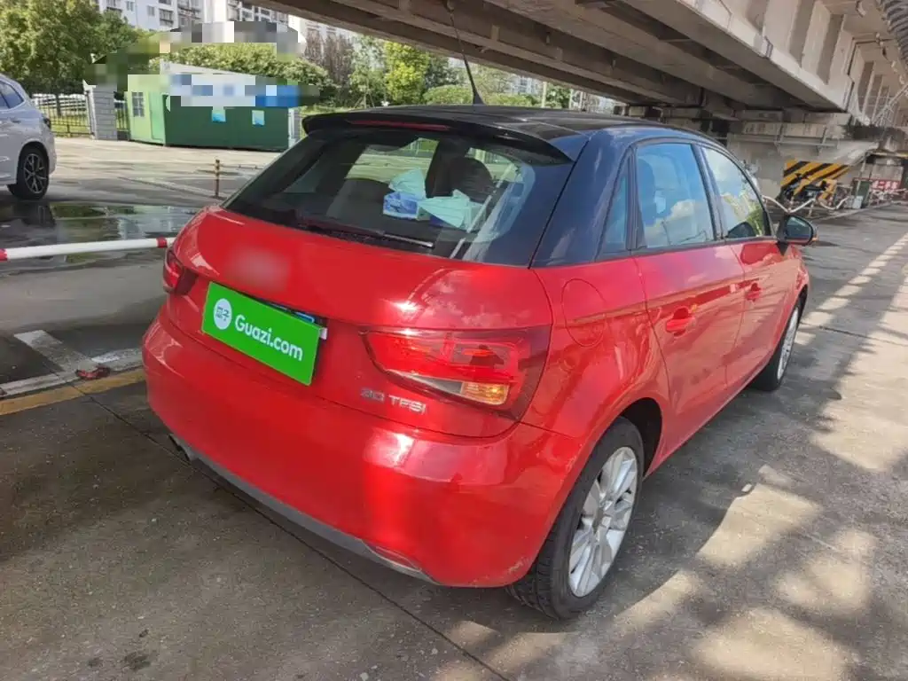 Фото 7 - Audi A1