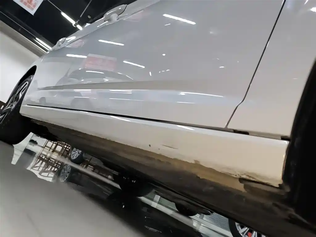 Volkswagen Sagitar 2025 300TSI DSG Surpass Edition фото 21