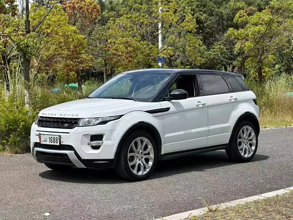 Land Rover Range Rover Evoque (Import) 2015 2015 2.0T 5-door Dynamic Edition