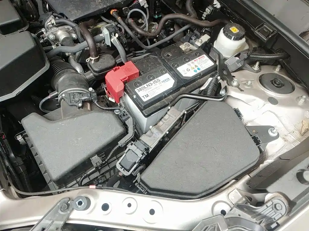 Toyota Wildlander 2023 2.0L CVT FWD Urban фото 23