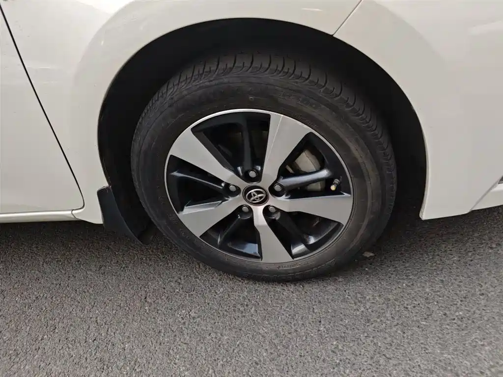 Toyota Levin 2017 Facelift Dual Engine 1.8H V E-CVT Luxury Edition China VI фото 25