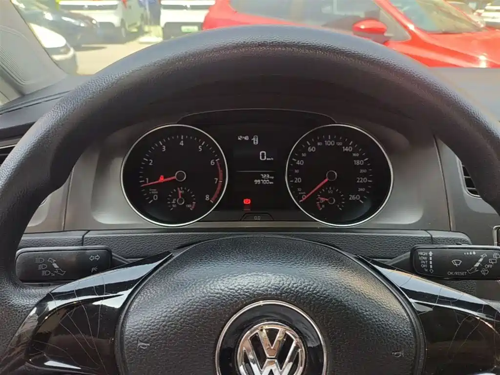 Volkswagen Golf 2015 1.6L Manual Fashion фото 12