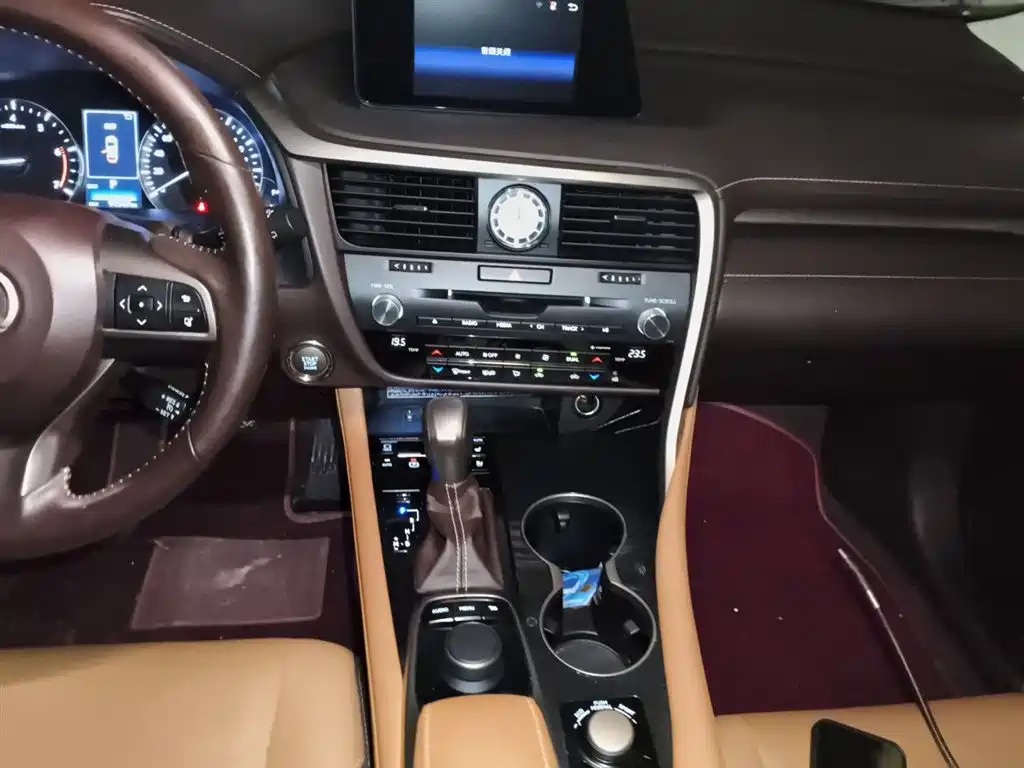 Lexus RX 2016 300 4WD Elegance Edition (China V) фото 14