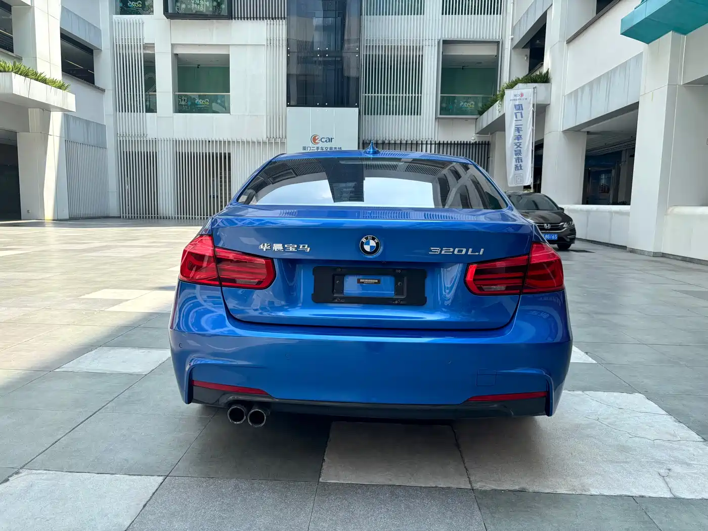 BMW 3 Series 2017 320Li M Sport фото 6