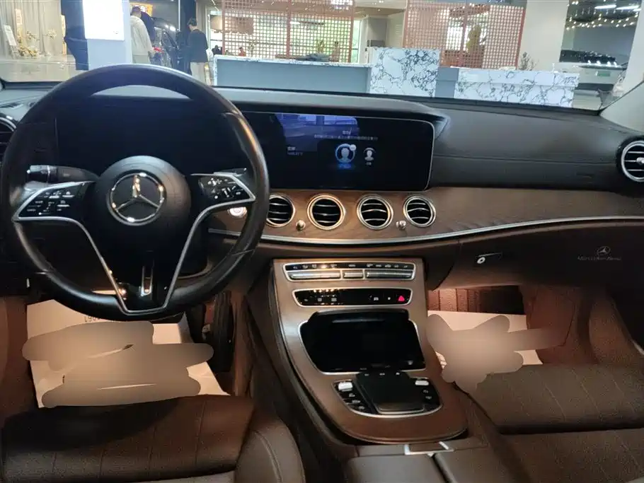 Mercedes-Benz E-Class 2022 E 300 L Luxury фото 12