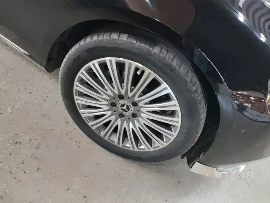 Mercedes-Benz E-Class 2022 E 300 L Luxury фото 6