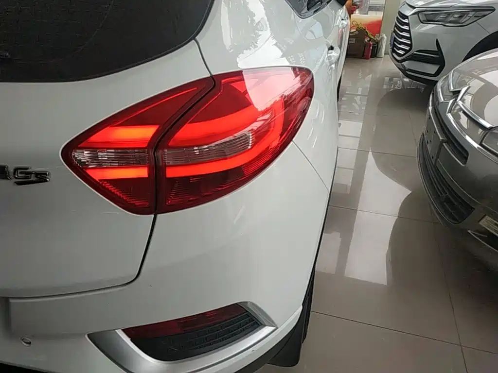 Geely Emgrand GS 2016 2016 Elegance Edition 1.3T Automatic Premium