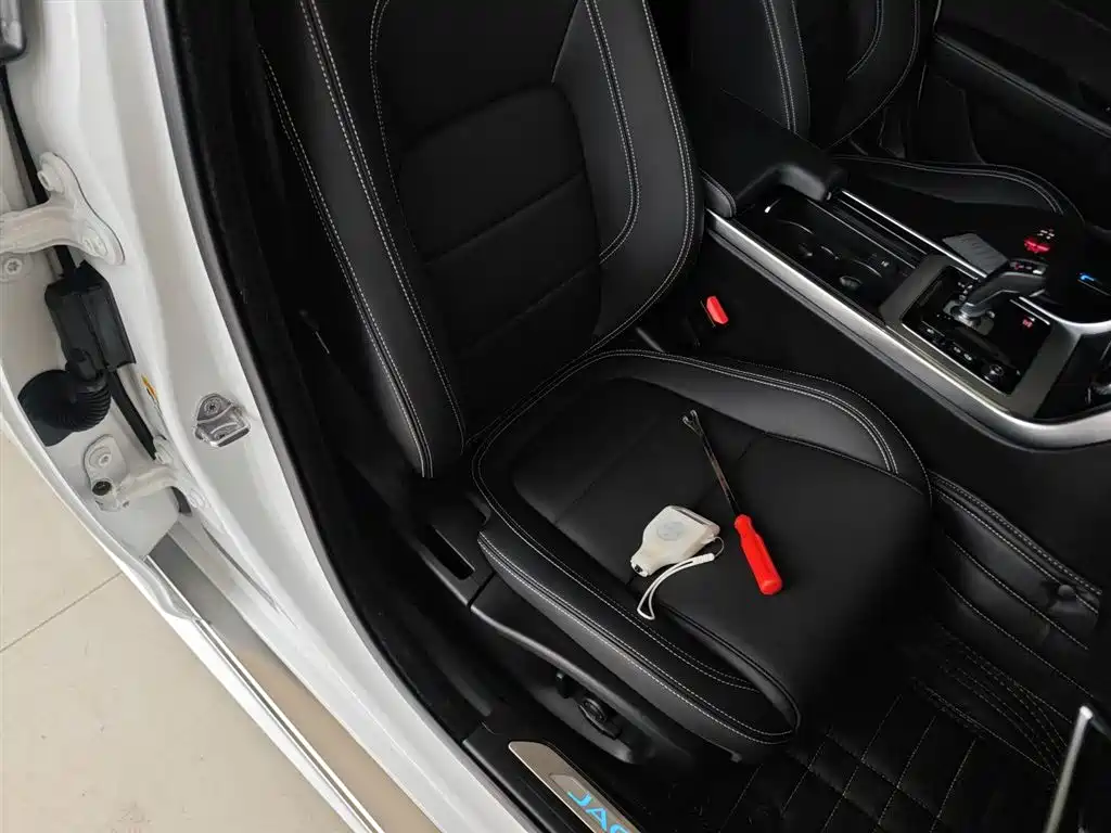 JAGUAR XEL