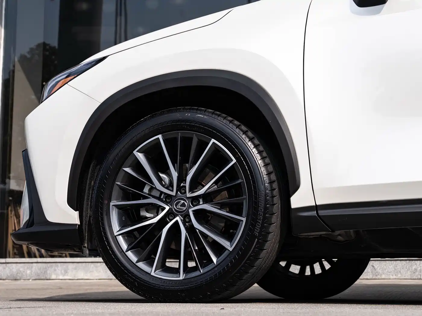Lexus NX 2022 260 FWD Enjoy Creation Edition фото 8