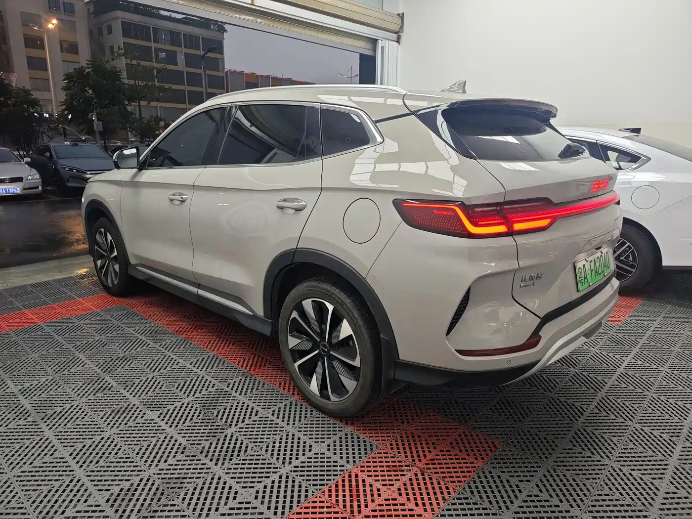 BYD Song PLUS PHEV 2025 DM-i 112KM Honor фото 9