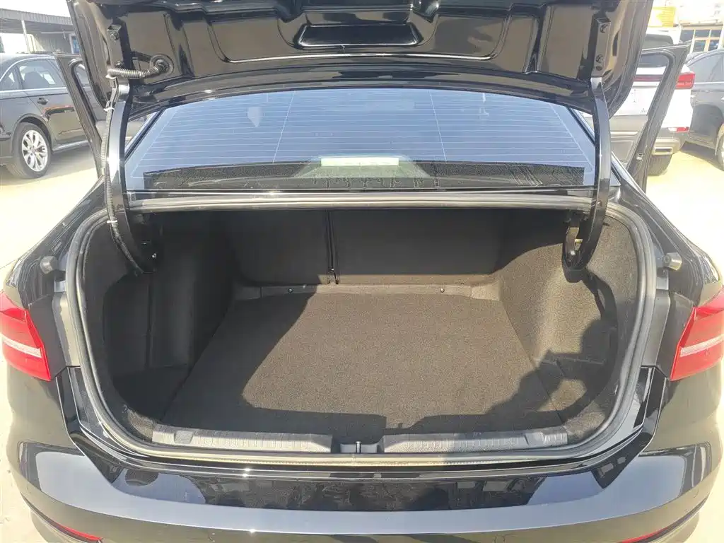 Volkswagen Lavida 2019 280TSI DSG Comfort Edition China VI фото 15