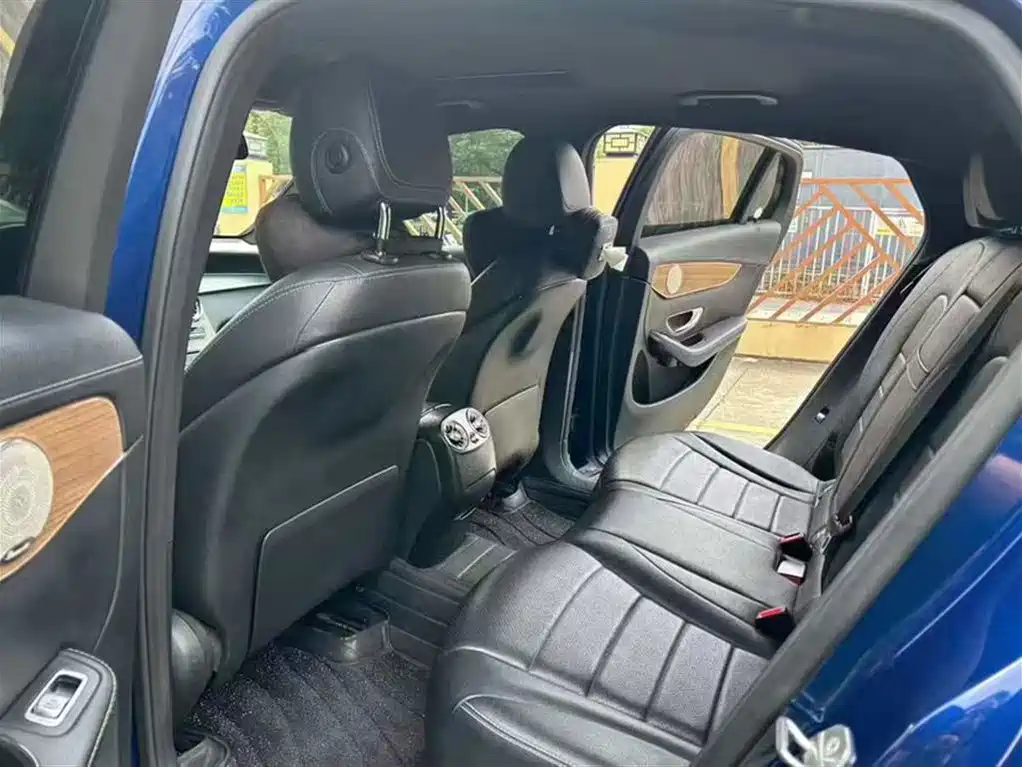 Mercedes-Benz GLC Coupe 2017 GLC 260 4MATIC Coupe SUV фото 22