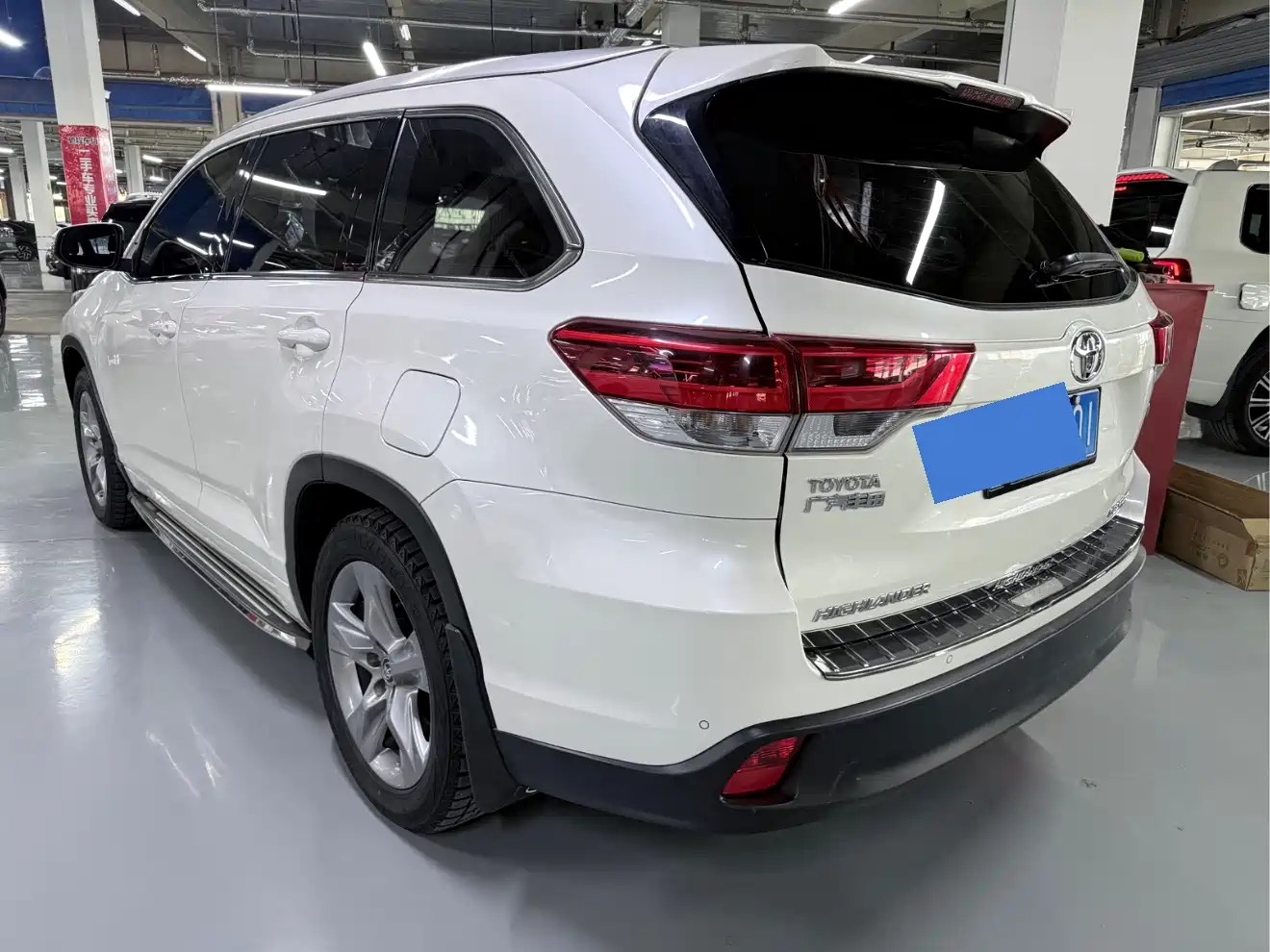 Toyota Highlander 2018 2.0T 4WD Luxury 7-seater (China V) фото 17