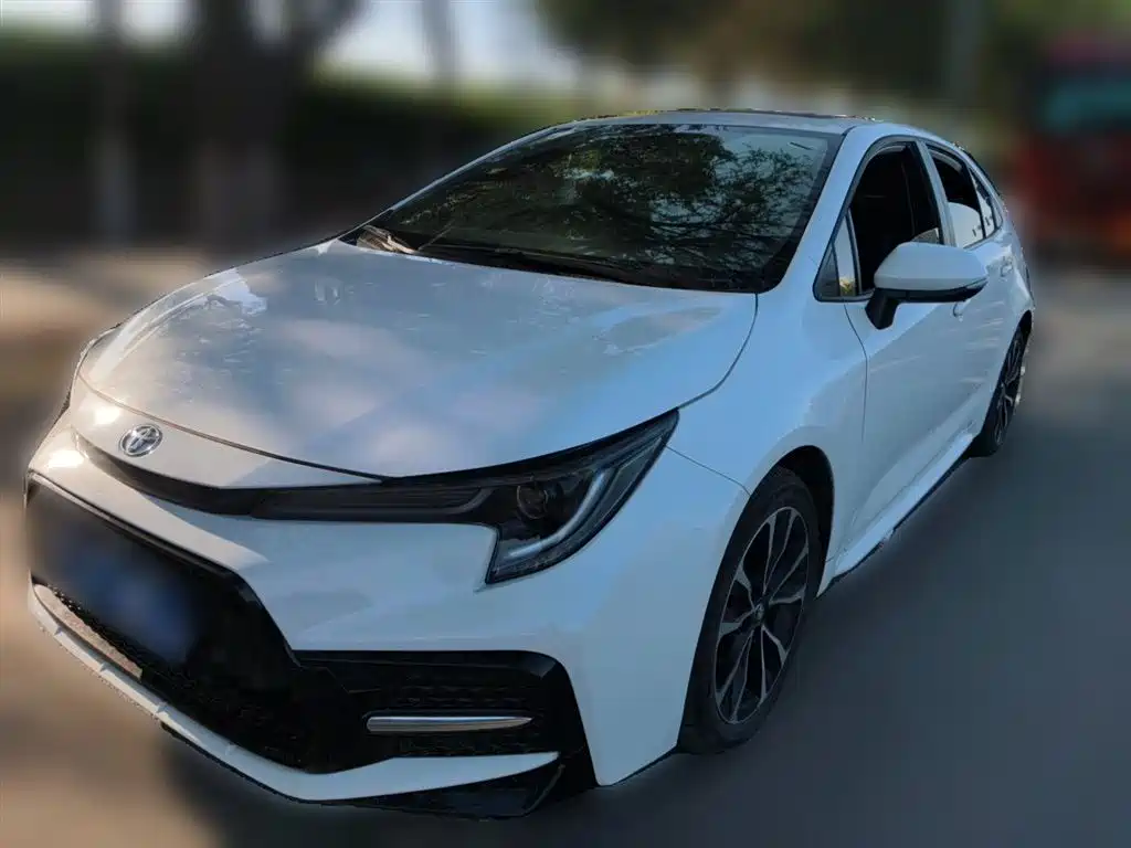 Toyota Levin 2022 185T CVT Sport Edition фото 2
