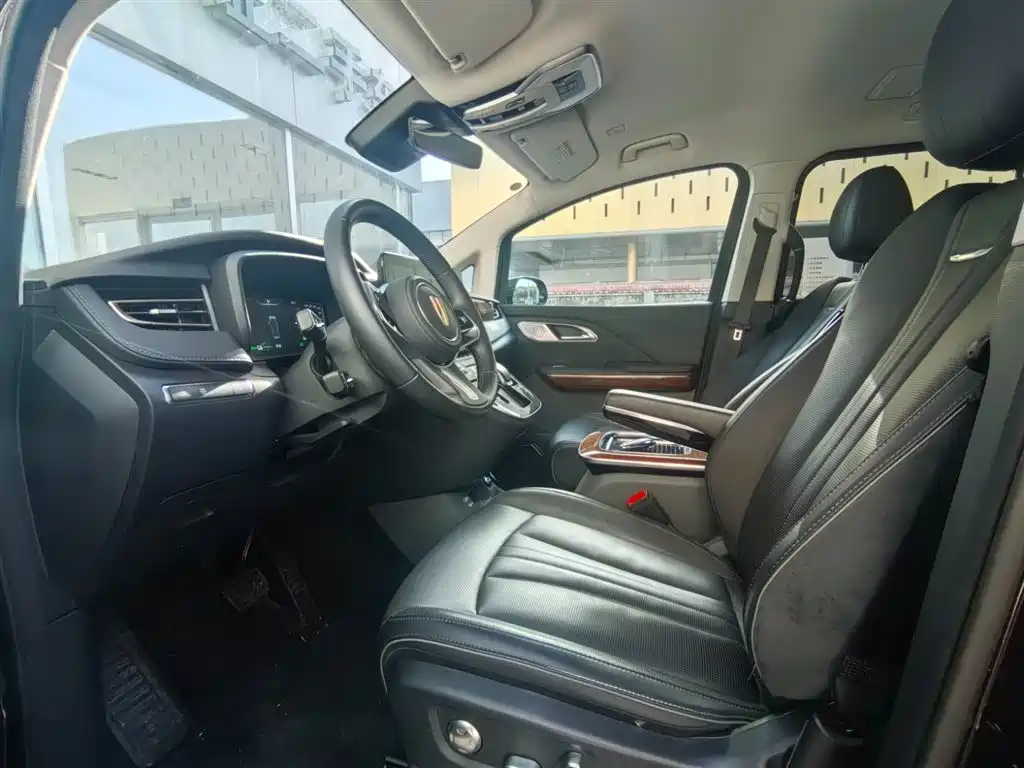 Hongqi HQ9 2024 Model 2.0T Luxury Edition фото 3