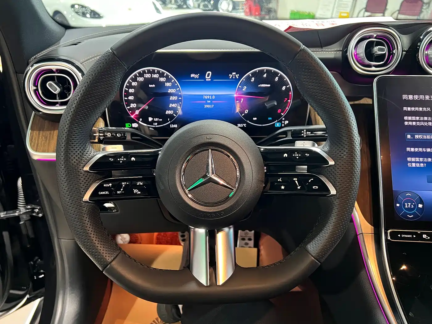 Mercedes-Benz GLC 2024 GLC 300 L 4MATIC Dynamic 5-seater фото 8