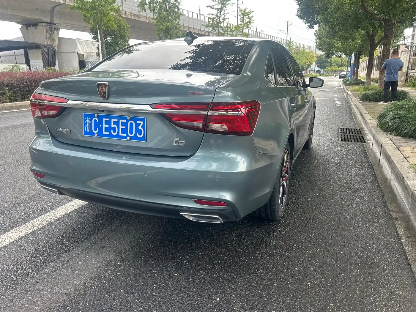 Roewe i6 2017 2017 20T Auto Internet Smart Premium Edition