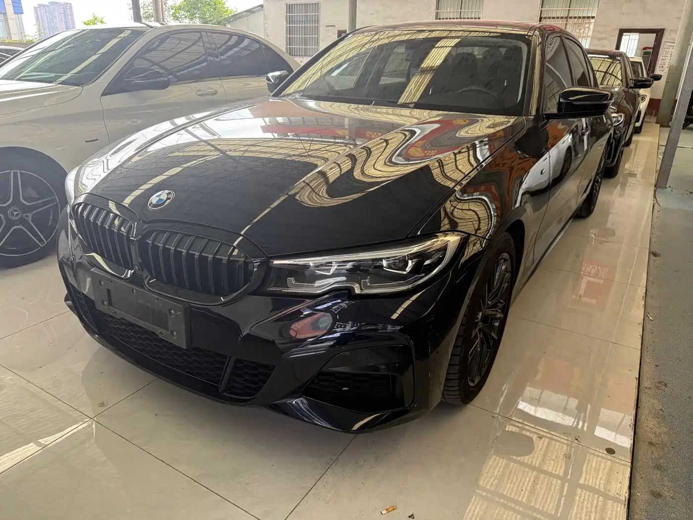BMW 3 Series 2020 325Li M Sport Black Night Package