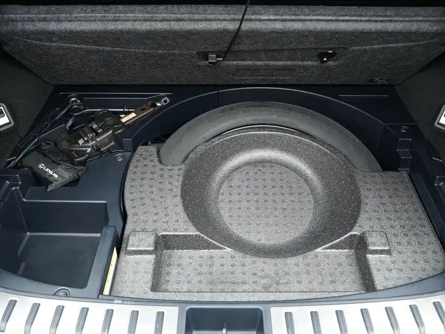 Lexus NX 2020 200 FWD Sharp Edition China VI фото 26