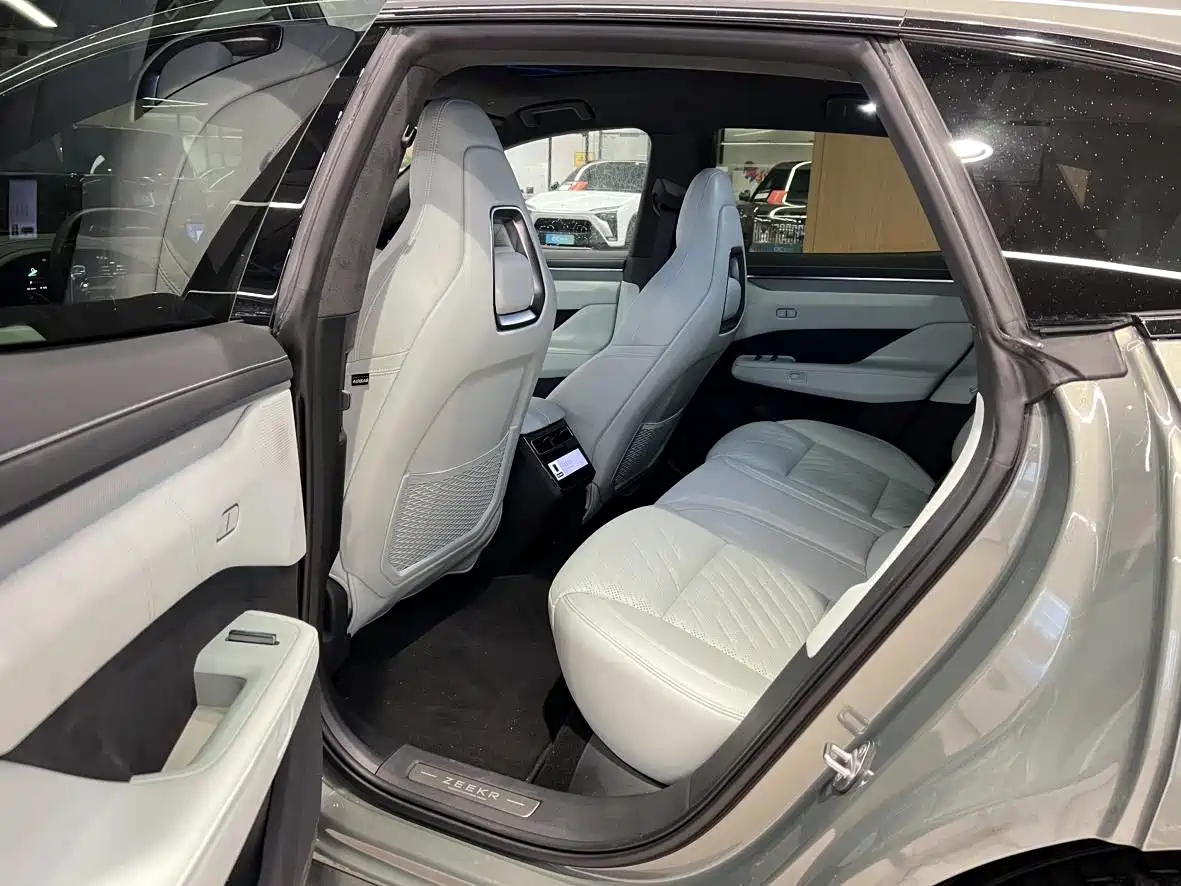 ZEEKR EXTREME KRYPTON 001