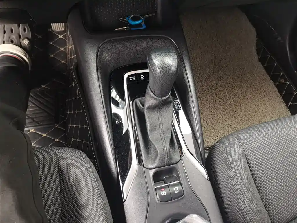 Toyota Levin 2022 Dual Engine 1.8H E-CVT Luxury Edition фото 10