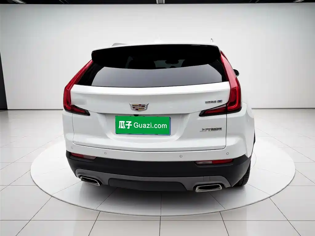 Cadillac XT4 2022 28T FWD Luxury фото 5