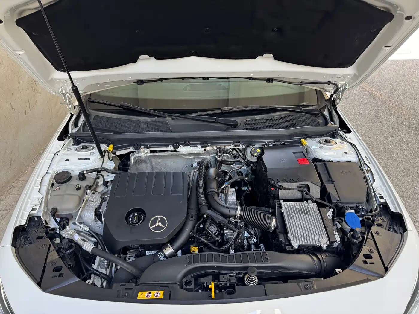 Mercedes-Benz A-Class 2023 A 180 L фото 16