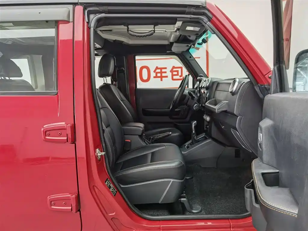 BAIC ORV Beijing Offroad BJ40 2016 Model 40L 2.3T Automatic 2WD Premium фото 23